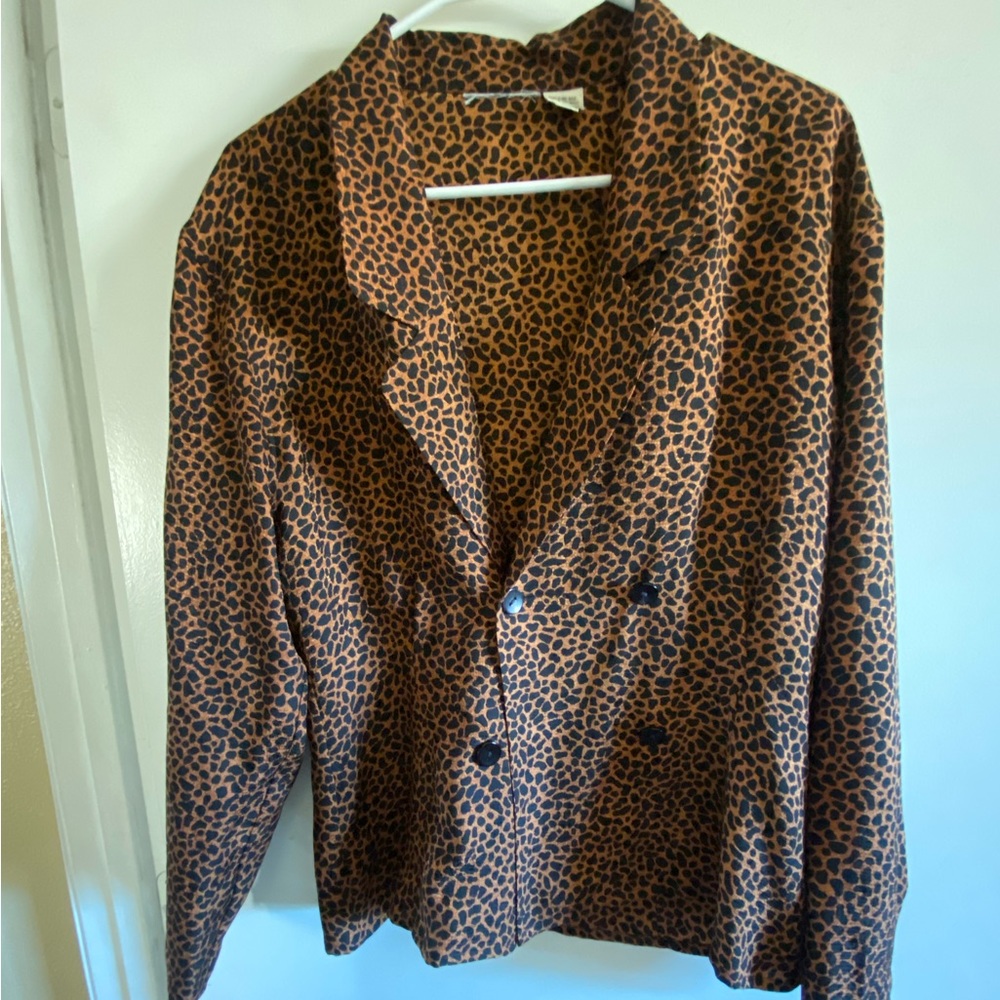 SILK LEOPARD PRINT BLOUSE